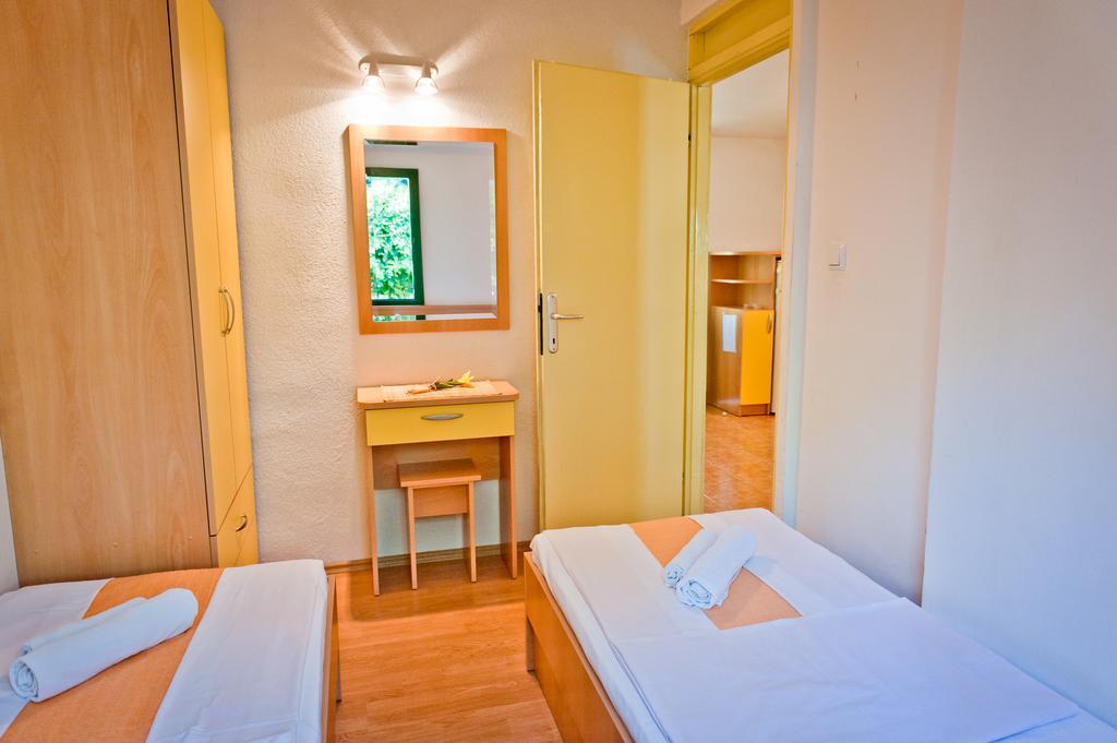Apartment Bonaca Klek Buitenkant foto